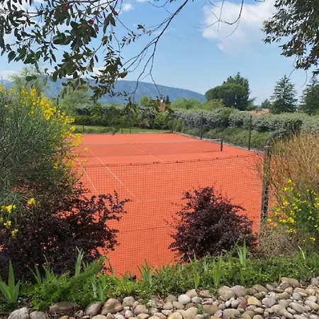 Residence Hoteliere Et Spa Des Sources Du Gros Noyer Malaucene Exterior photo
