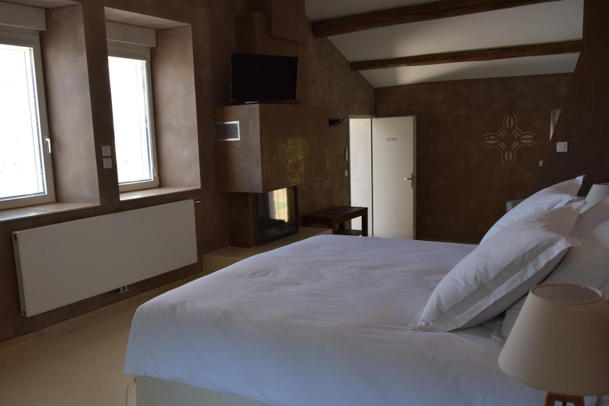 Apartment Hoteliere Et Des Sources Du Gros Noyer *