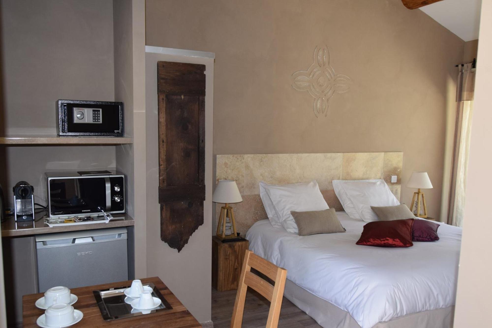 Apartment Hoteliere Et Des Sources Du Gros Noyer *